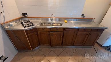 Base cucina per taverna