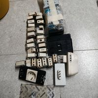 frutti elettrici magic e placche nere 