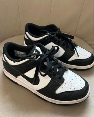 Nike Dunk Low Nere e Bianche 40.5 Nuove