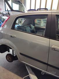 Porta posteriore dx FIAT GRANDE PUNTO del 2006