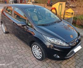 Ford Fiesta 1.2 82 CV 5 porte Neopatentati