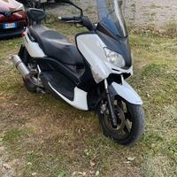 Yamaha X-Max 250 - 2010