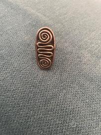 Anello in peltro vintage