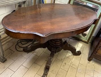 Tavolo da te ‘ ovale antico