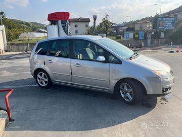 FORD FOCUS C-MAX MAI INCIDENTATA