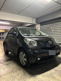 Toyota iQ 1.0 Benzina Automatica