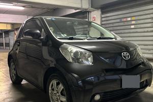 Toyota iQ 1.0 Benzina Automatica