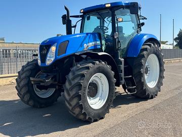 NEW HOLLAND T7040 RC