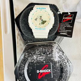 Orologio Casio G-Scock bianco e verde