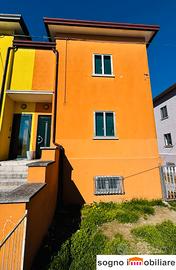 Villetta Bifamiliare in pieno centro