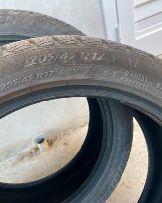 gomme invernali Nokian NordiCCA 205/45 R17 88V XL