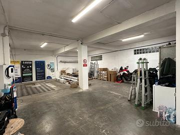 Magazzino - officina