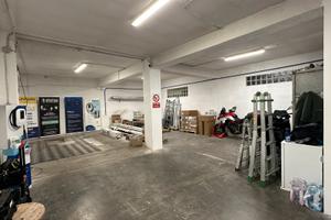 Magazzino - officina