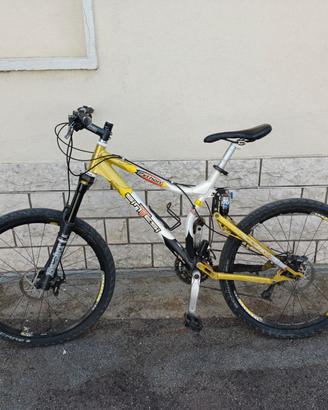 LEGGENDARIA MTB Bi-Ammortizzata SinTTesi Python 2 