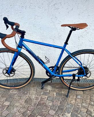 Bombtrack Hook Gravel Bike