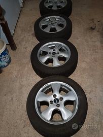 4 cerchi in lega 4 x 98 con pneumatici 185 60 R15