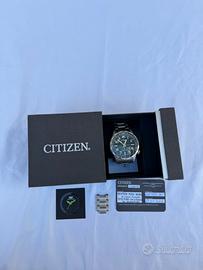 Citizen Aviator Eco-Drive verde BM7551-84X