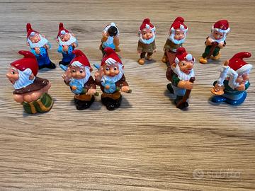 Collezione nanetti ovetti kinder