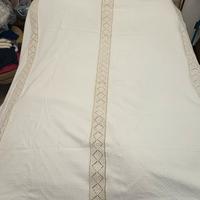 copriletto matrimoniale ricamato