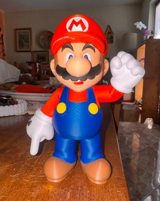 Super mario statuetta