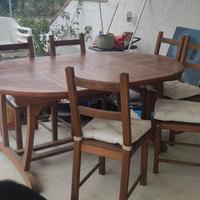 tavolo da esterno in legno 