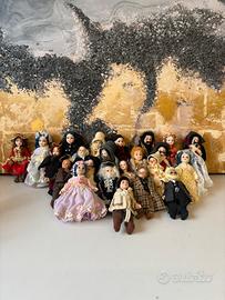 Lotto mini bambole in porcellana