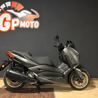 Yamaha X-Max 300 tech max
