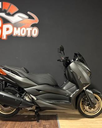 Yamaha X-Max 300 tech max