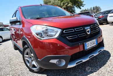 Dacia Lodgy 7 POSTI Stepway 1.5dCi 115CV FULL NAVI