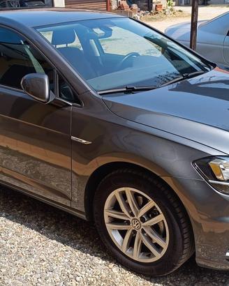 VW Golf Business 1.5 TGI Metano Automatico DSG (20