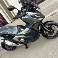 Honda X-ADV 750 - 2024