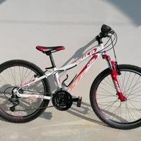 Bicicletta mtb  bambino/a
