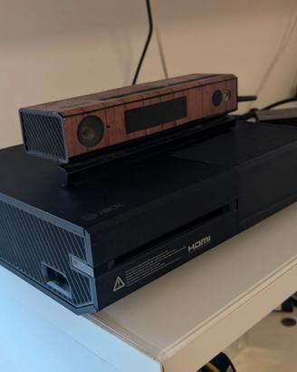 Xbox One con Kinect. No joystick