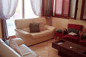 Ampio soggiorno, due camere, terrazzo,vicino parco