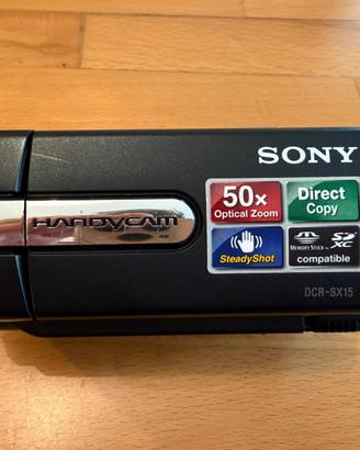 Sony Handycam DCR-SX15E – SD/SDHC – come nuova