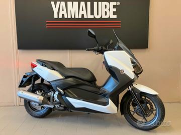 Yamaha X-Max 250