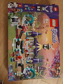 lego Friends "Le montagne russe del luna park"