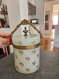 Elegante Biscottiera Vintage in Vetro Opalino