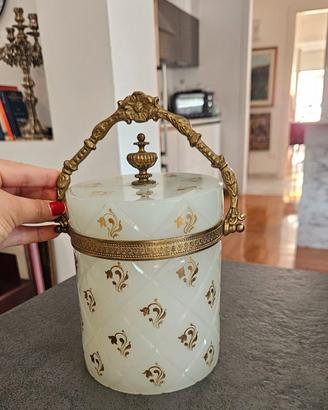 Elegante Biscottiera Vintage in Vetro Opalino
