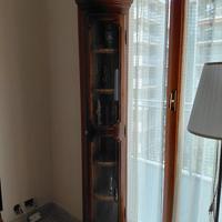 Angoliera in legno