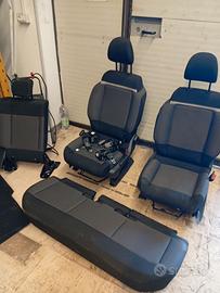 Tappezzeria per Citroen C3 Aircross. 