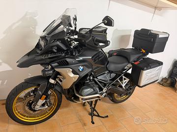 Privato vende BMW R 1250 GS Triple Black