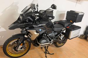 Privato vende BMW R 1250 GS Triple Black