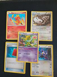 Lotto 5 carte Pokemon 