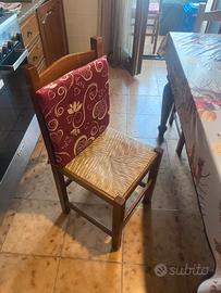Tavolo in noce con 6 sedie