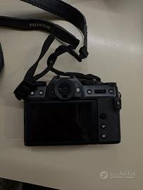 MACCHINA FOTOGRAFICA FUJIFILM X-T30 + OBIETTIVI