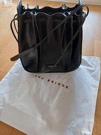 Borsa The Bridge