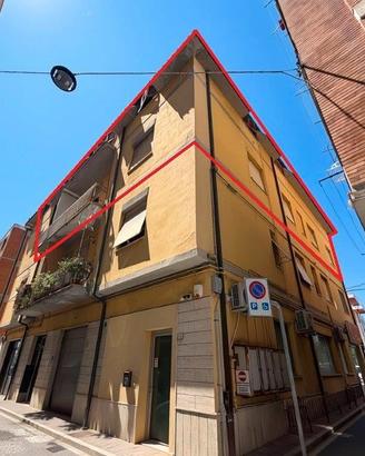 O ccasione centro: ampio e divisibile per due