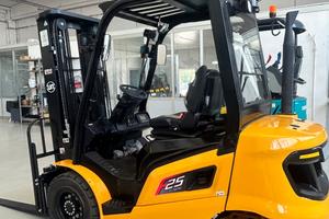 Carrello elevatore diesel 25 qli