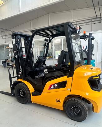 Carrello elevatore diesel 25 qli